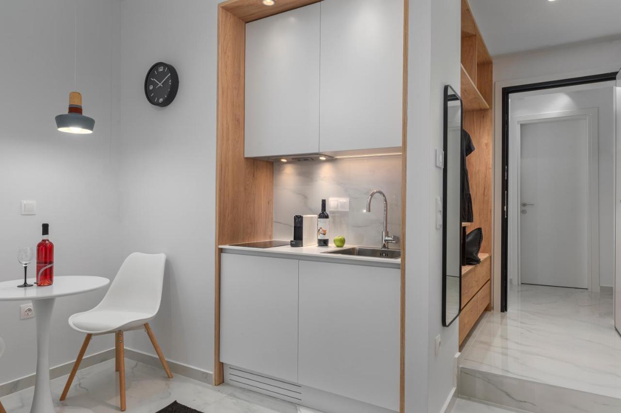 Ιωκα Suites / The Urbitality Project Thessaloniki Exterior photo