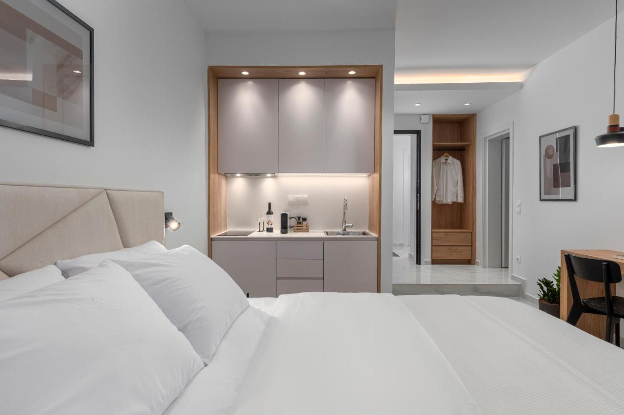 Ιωκα Suites / The Urbitality Project Thessaloniki Exterior photo