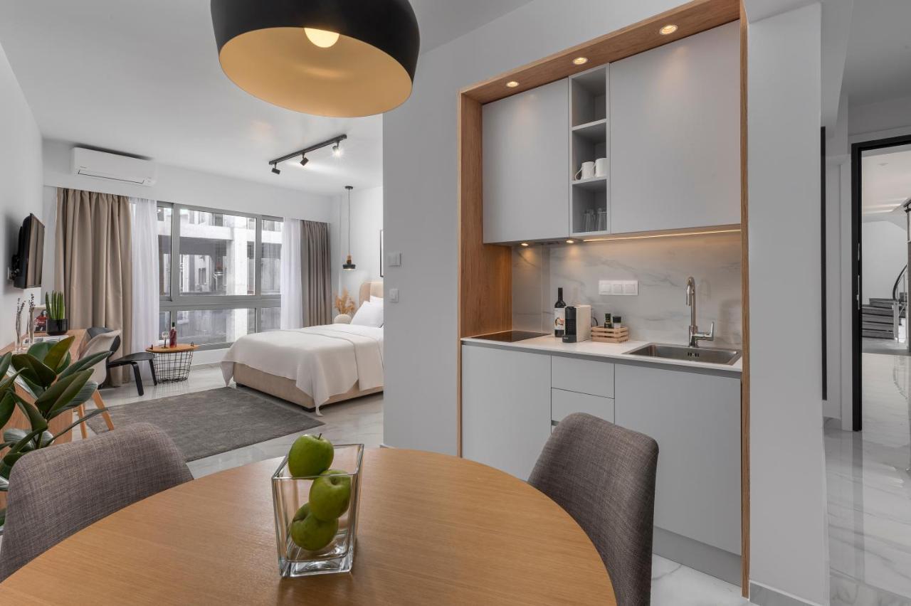 Ιωκα Suites / The Urbitality Project Thessaloniki Exterior photo