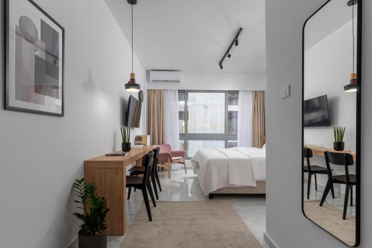 Ιωκα Suites / The Urbitality Project Thessaloniki Exterior photo